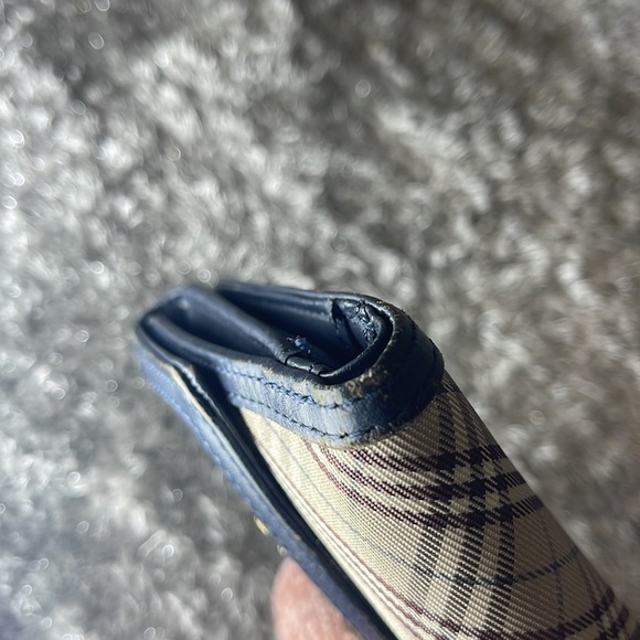 Burberry Blue Label Nova Check Fold Wallet Gold Logo - Picture 8 of 13